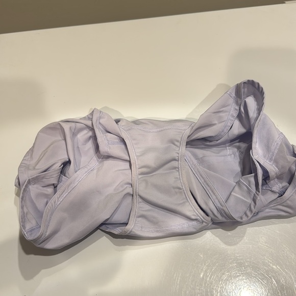 Lululemon shorts - Picture 6 of 8